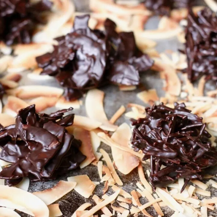 Paleo dark chocolate coconut haystack recipe