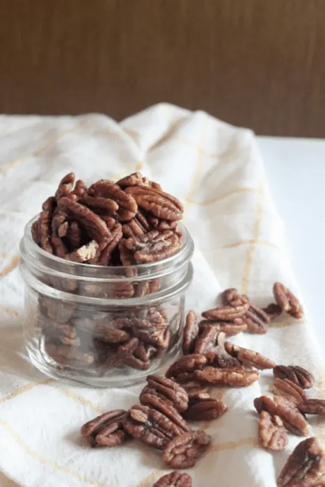 paleo cinnamon spice candied pecans