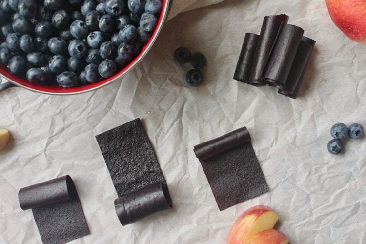 oven dried blueberry fruit leather
