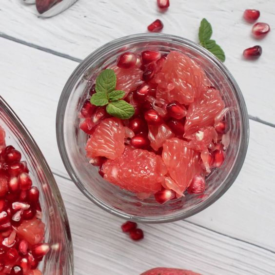 Healthy grapefruit pomegranate fruit salad recipe